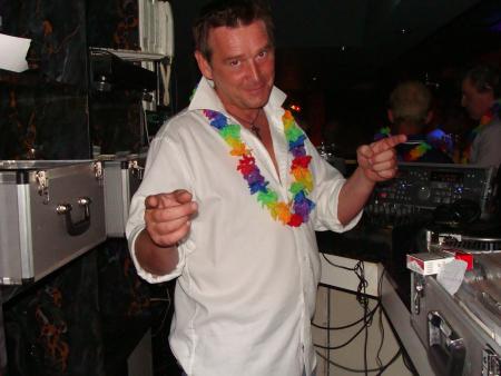Le Carré Blanc le 9 août DJ Jeam & DJ Chico