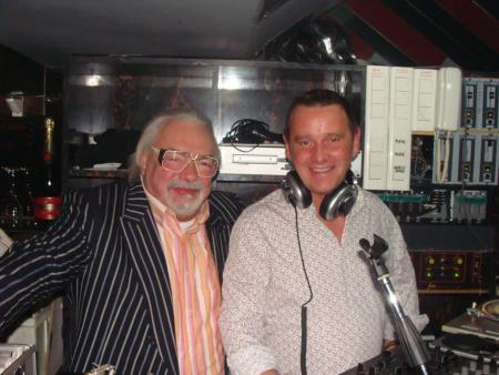 Le Carré Blanc avec DJ Chico & DJ Jeam le 15 novembre